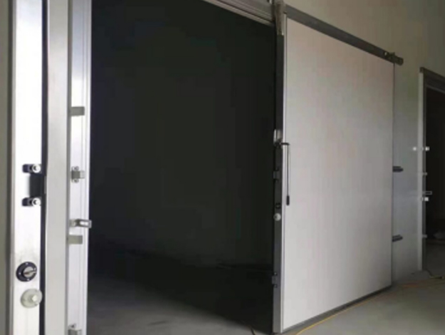 Canada mushroom cold room2