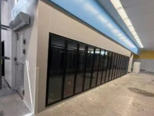 America Supermarket’s Walk in Freezer4