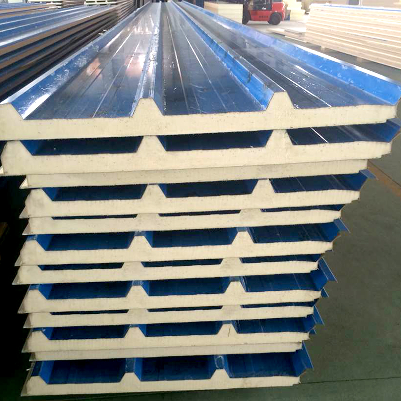 Cold room roof panel